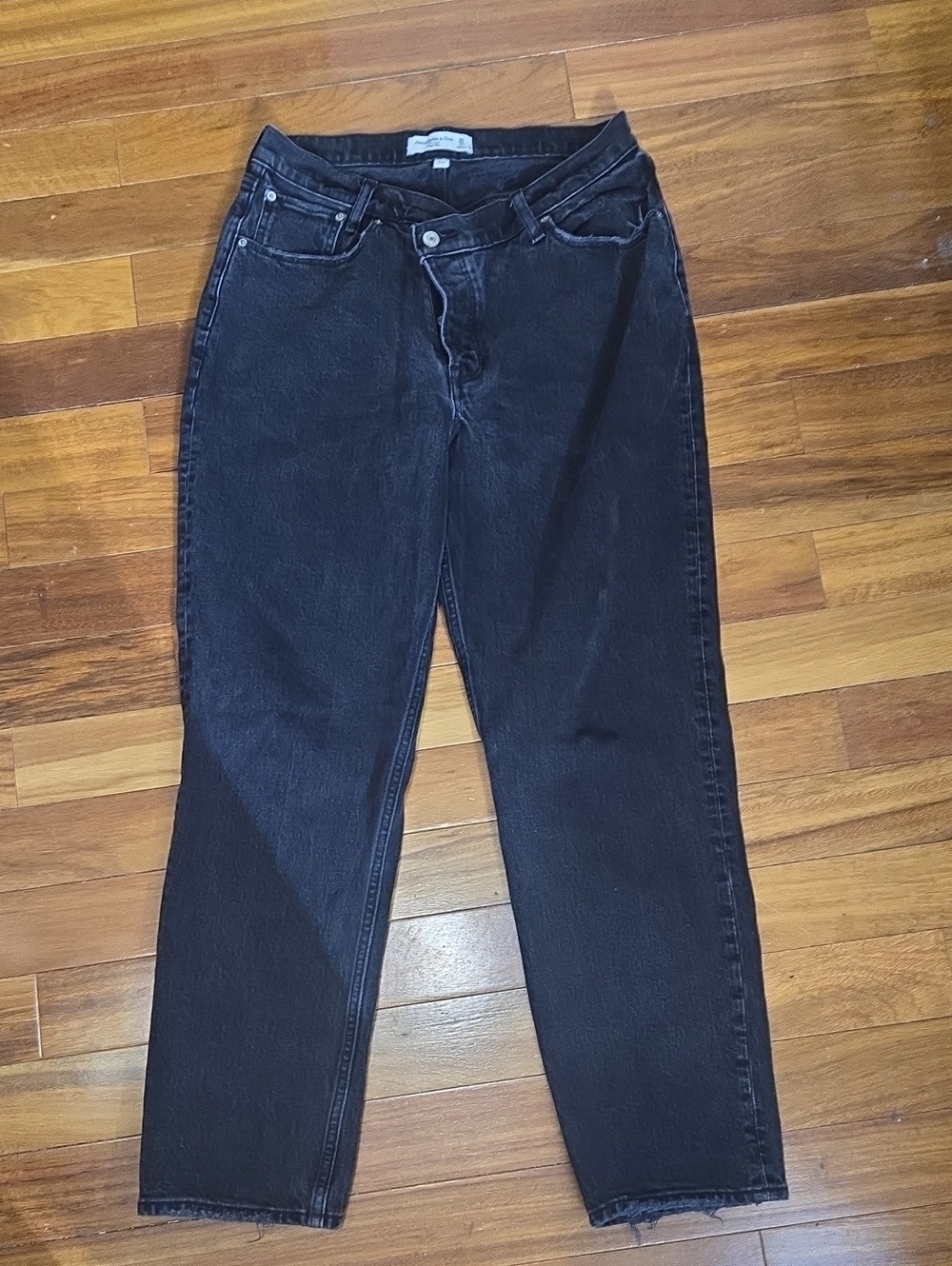 Abercrombie & Fitch Curve Love Dad High Rise Jeans 30W